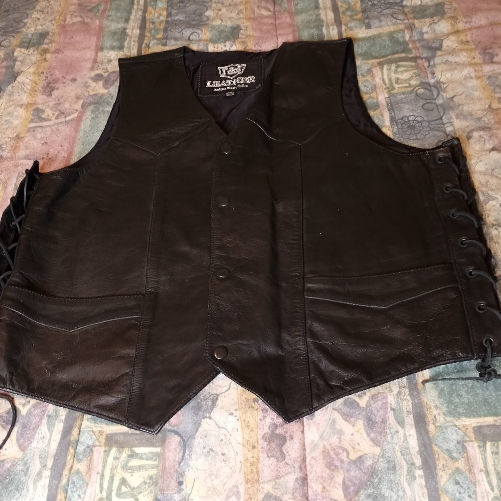 J&J Leather 48 Black Daytona Beach Florida Button Up Cord Pockets Men's Vest